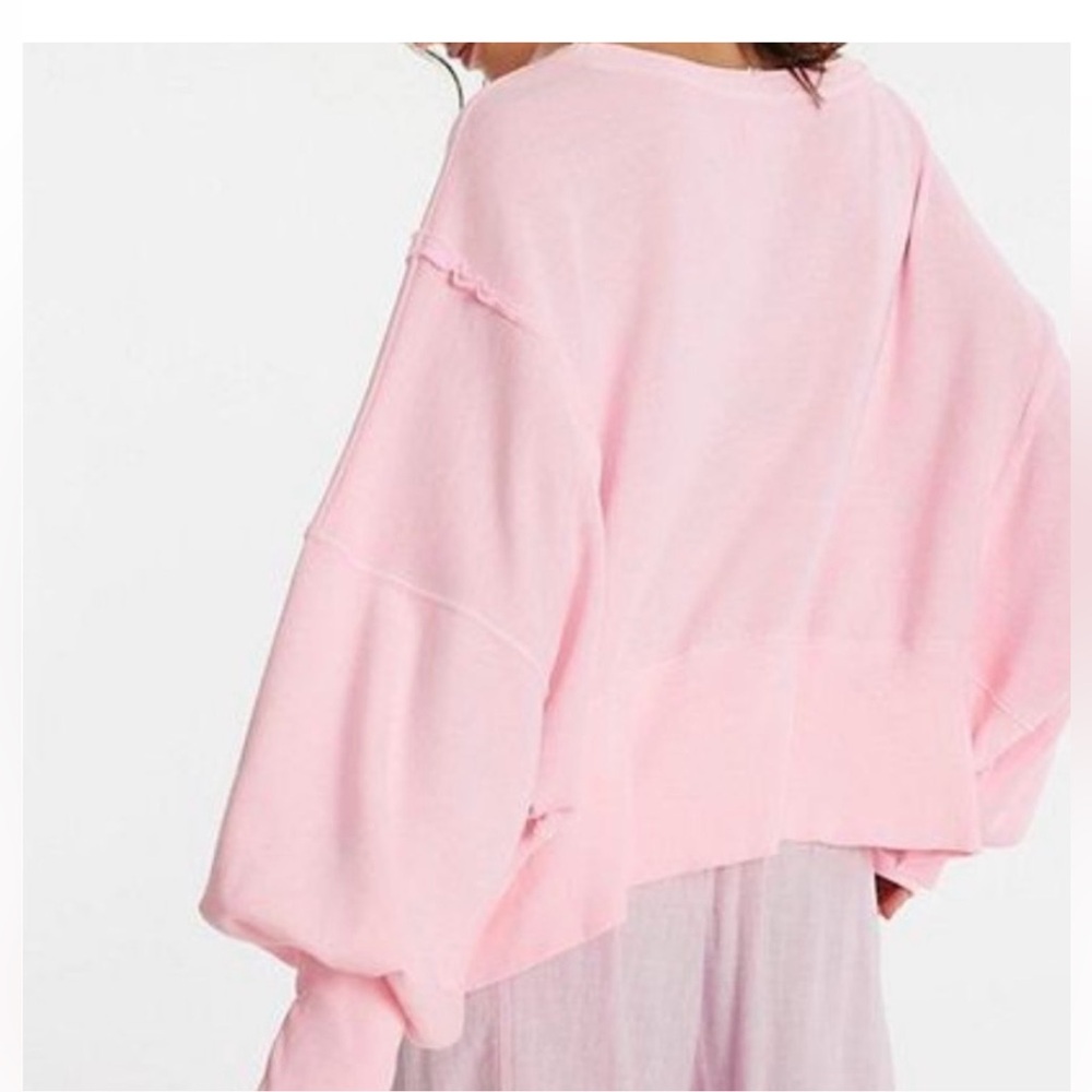 NWT Free People We The Free Camden Cropped Sweatshirt Pink Flame Sz Medium - Picture 2 of 13